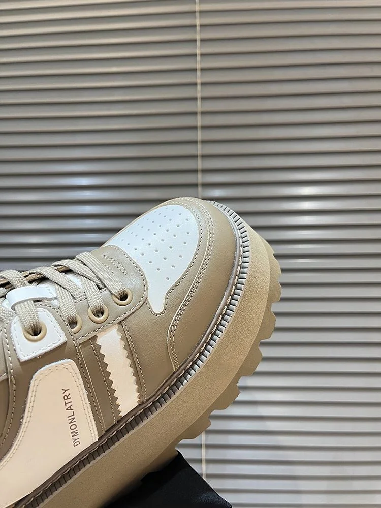 Thermal Dymonlatry Shoes 8147