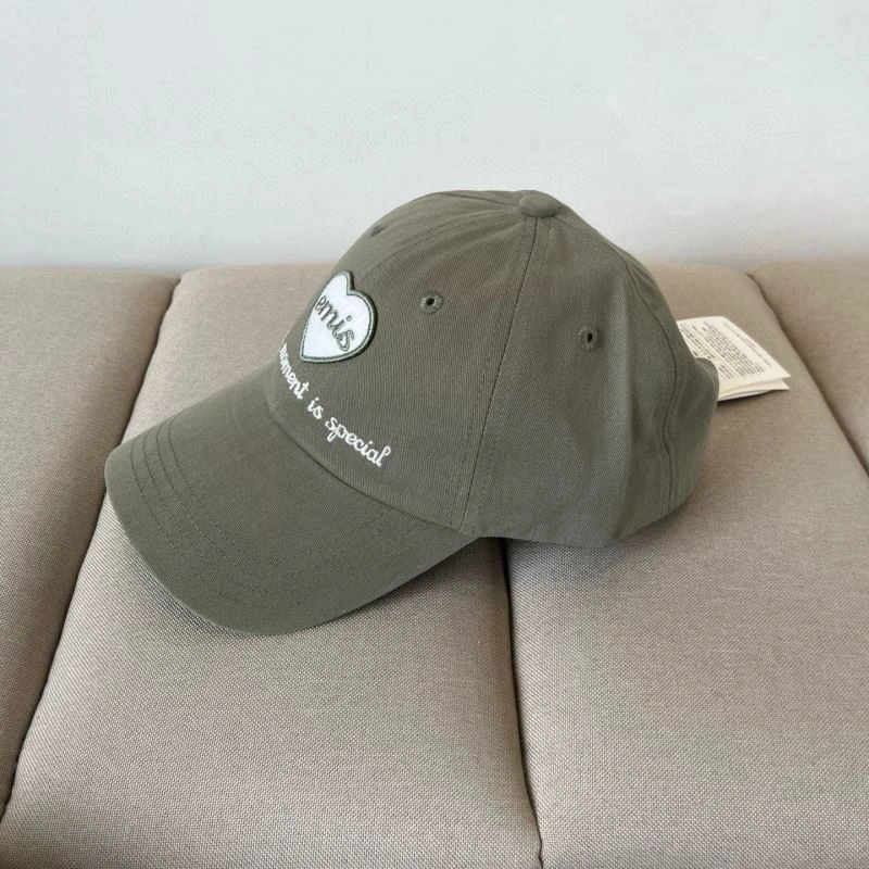 Emis Caps Seasonal 259007