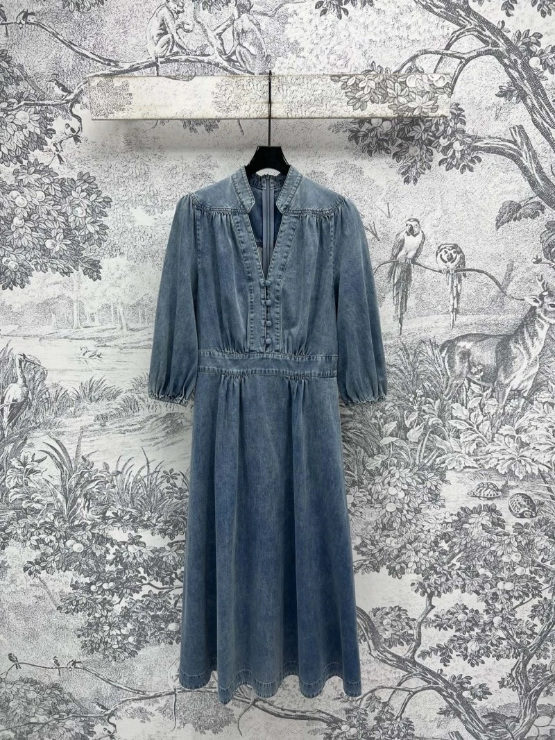 Minimalist Ermenegildo Zegna Dress 149928
