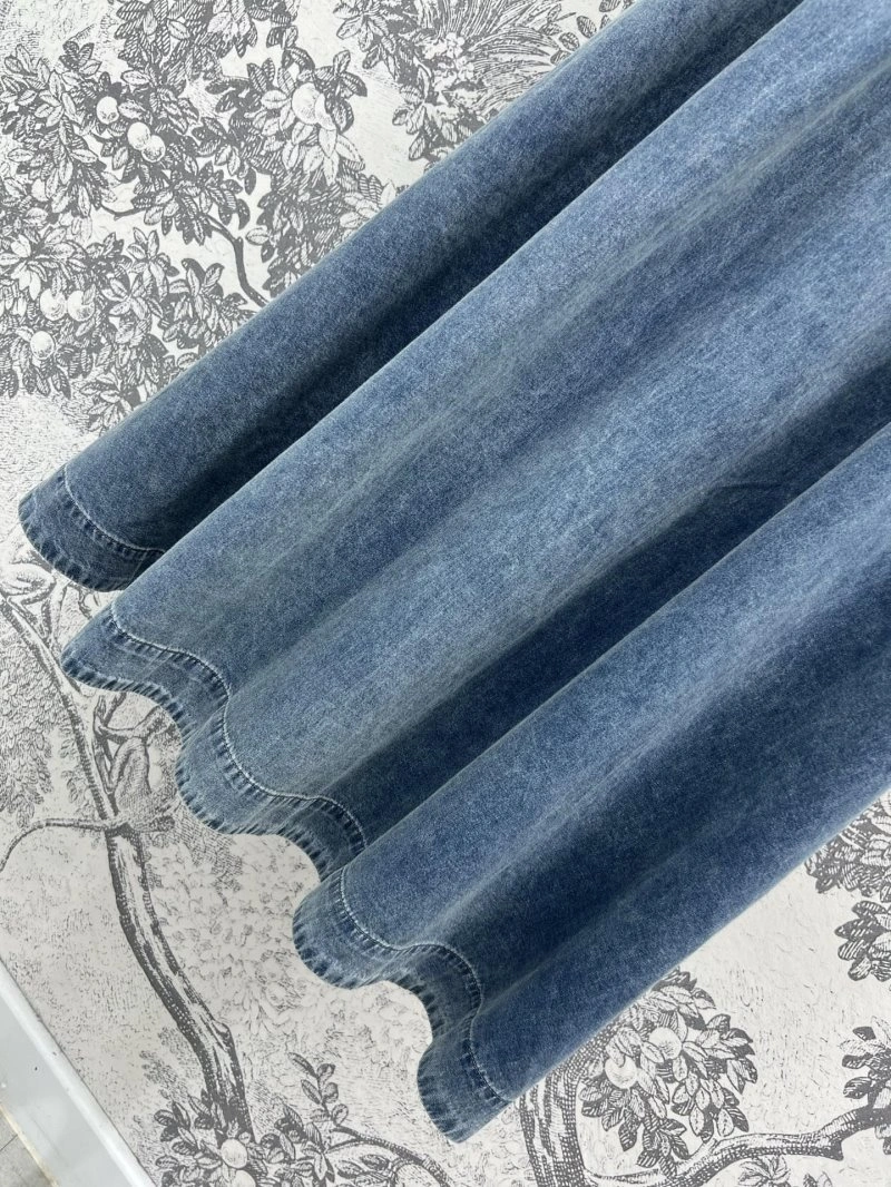 Minimalist Ermenegildo Zegna Dress 149928