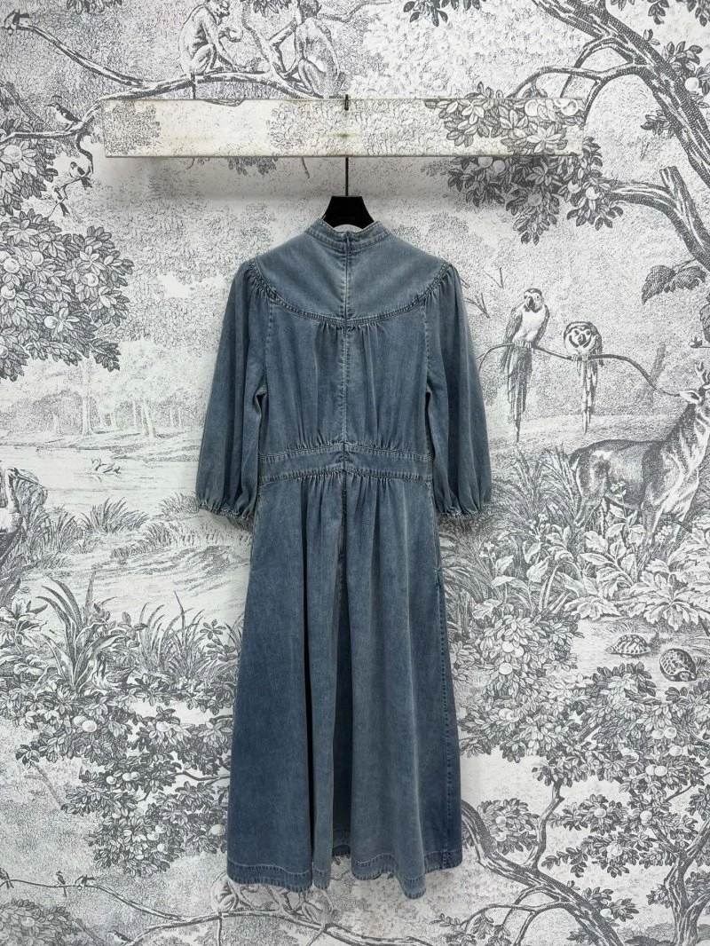 Minimalist Ermenegildo Zegna Dress 149928