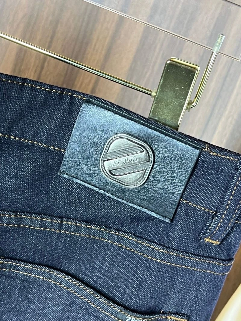 Seasonal Ermenegildo Zegna Jeans 161842
