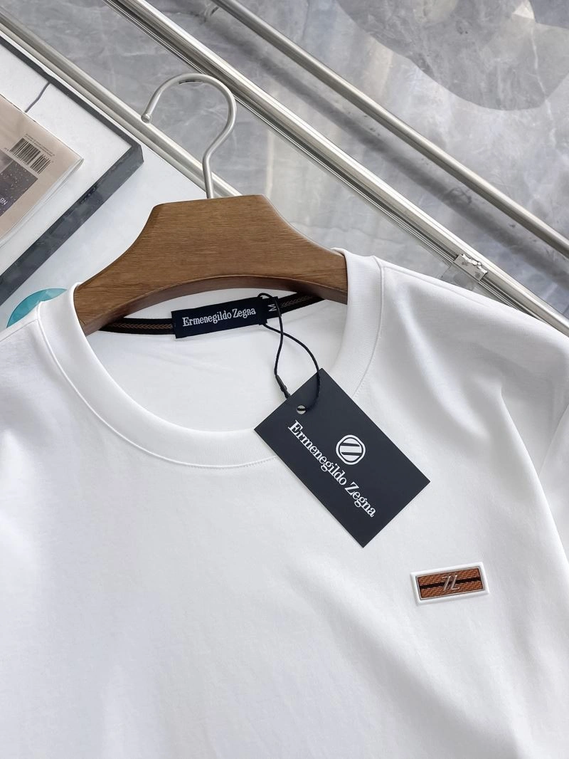 SmoothTexture Ermenegildo Zegna T-Shirts 161771