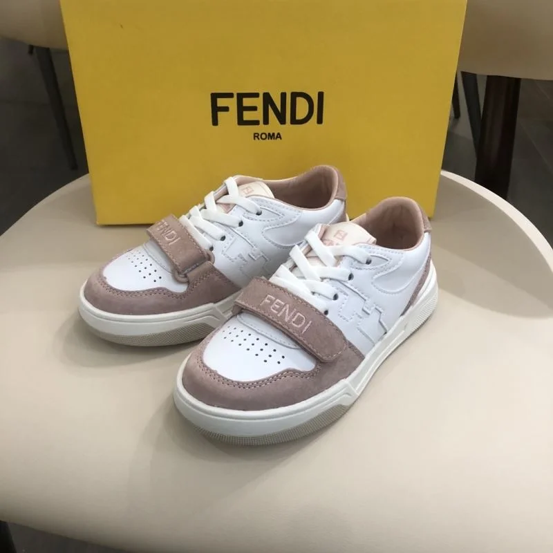 Casual FENDI SHOES 29781