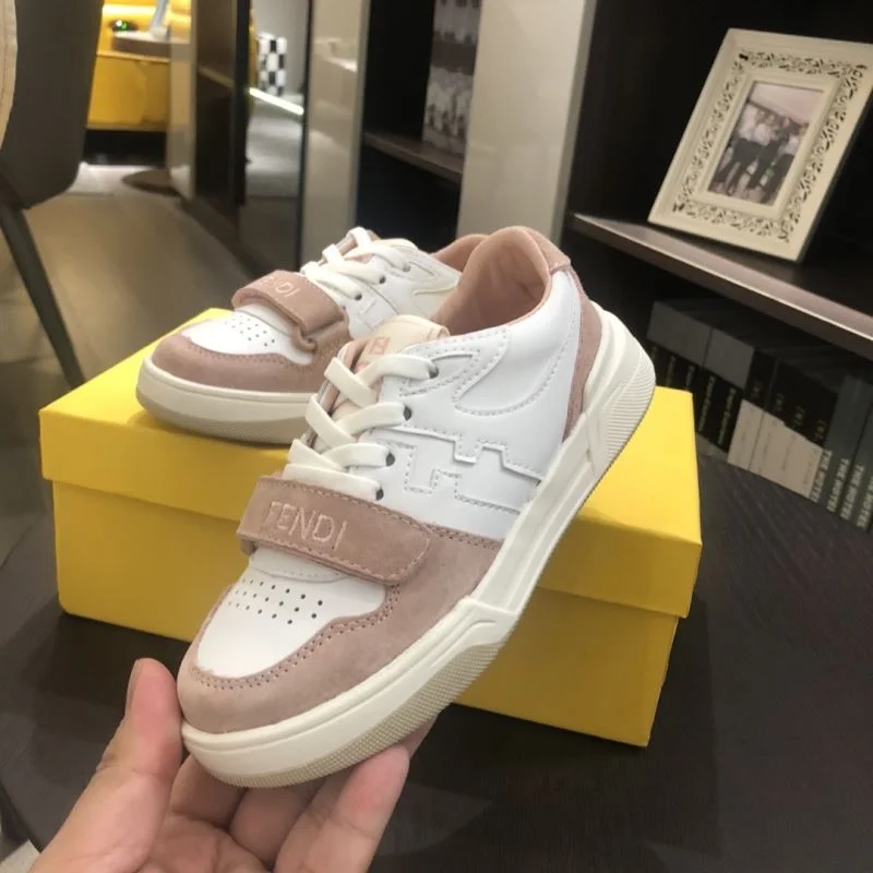 Casual FENDI SHOES 29781