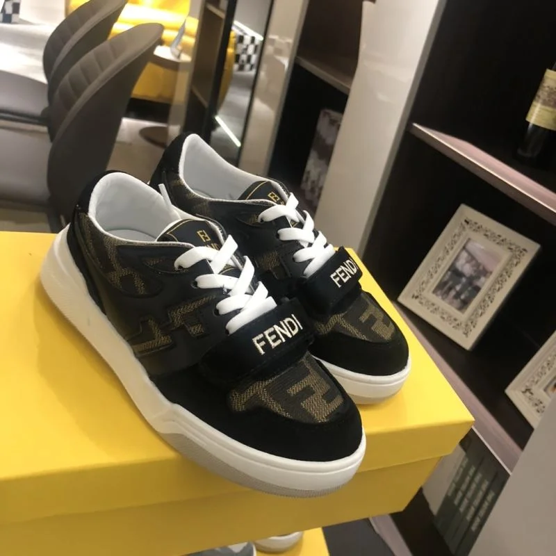 EasyMatch FENDI SHOES 29783