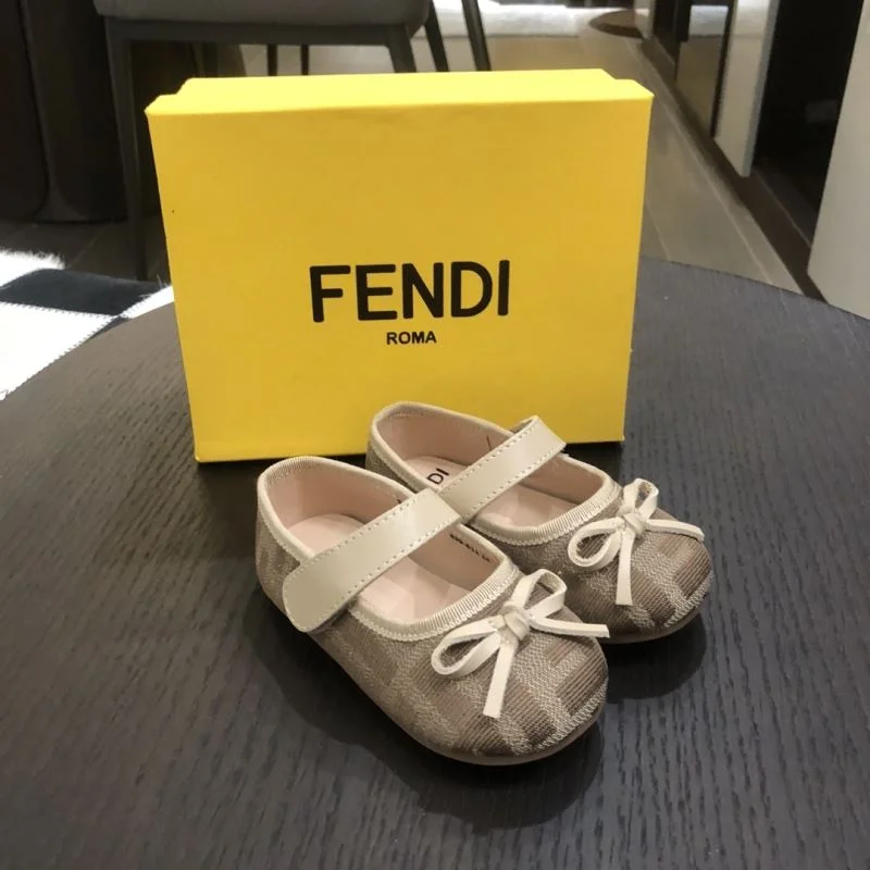 Chic FENDI SHOES 29766