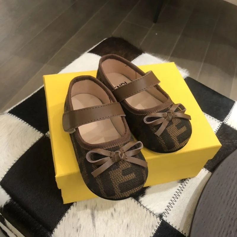 Snug FENDI SHOES 29749