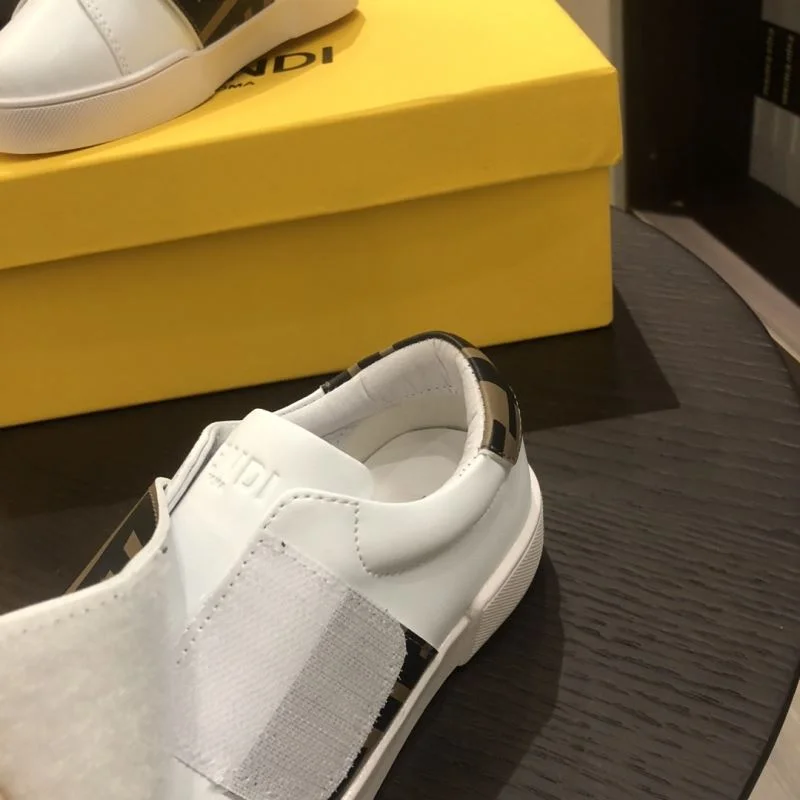 Minimalist FENDI SHOES 29763