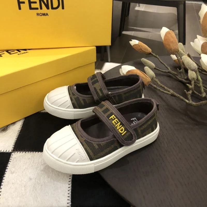 FENDI SHOES Packable 29744