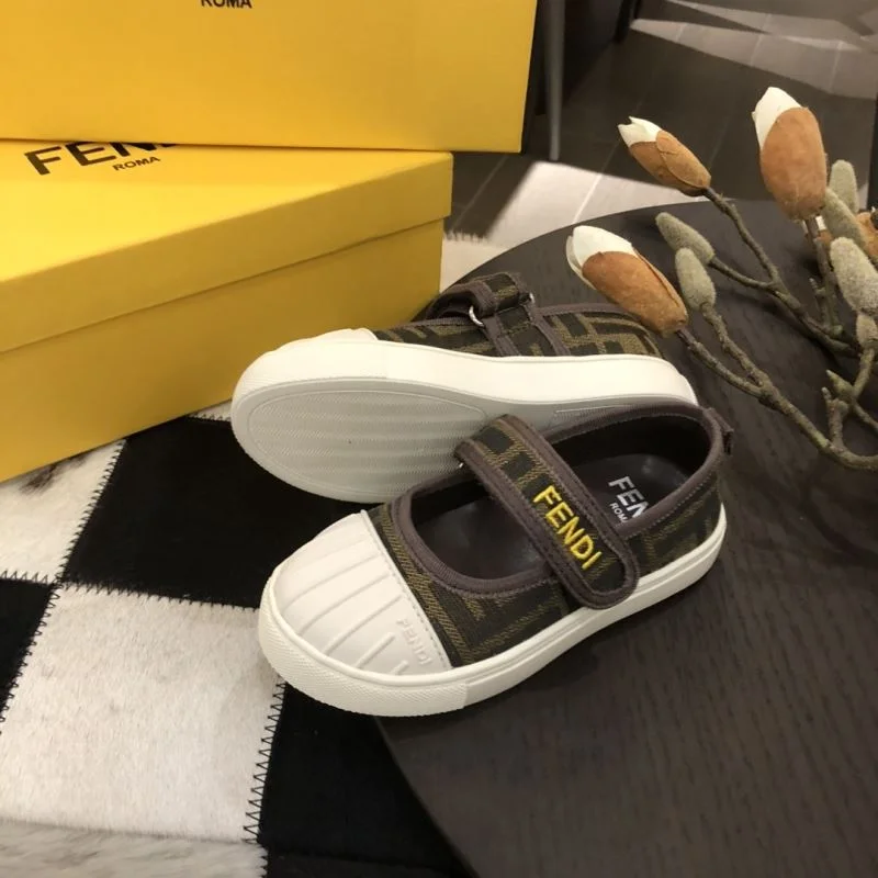 FENDI SHOES Packable 29744