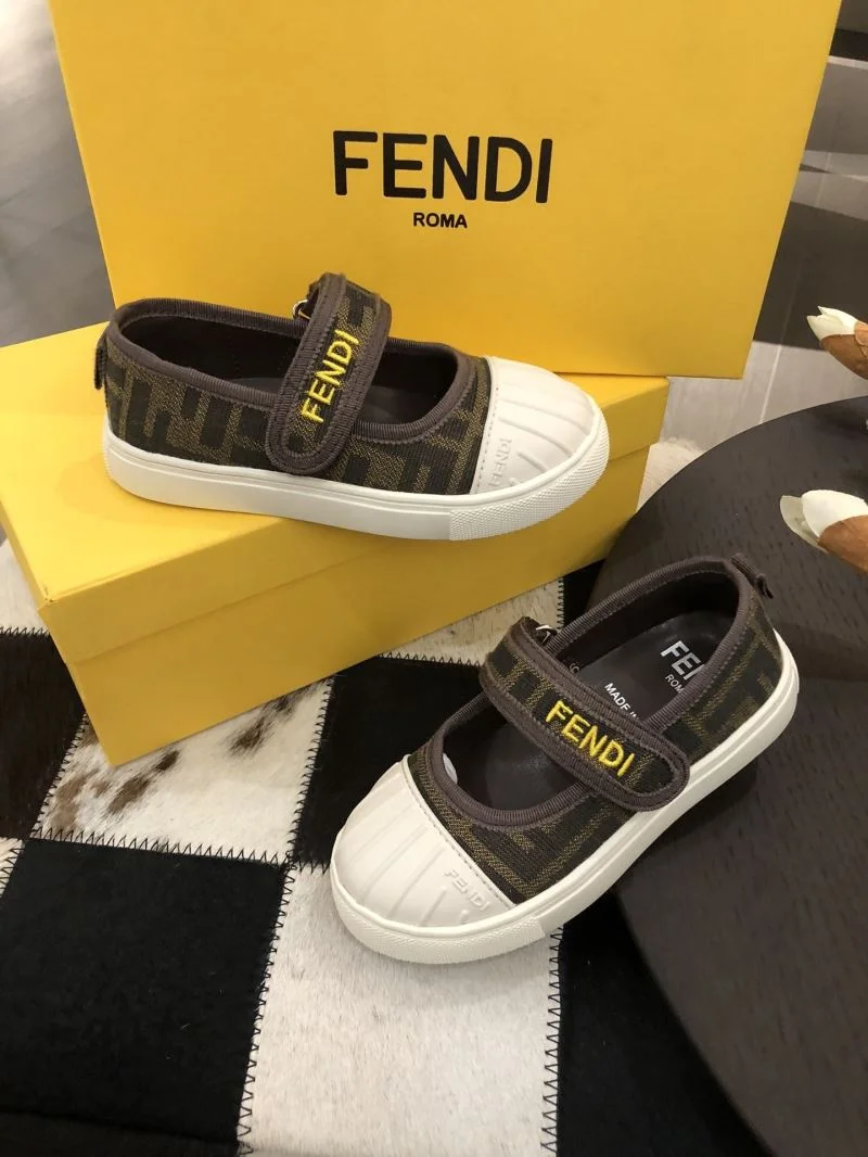 FENDI SHOES Packable 29744