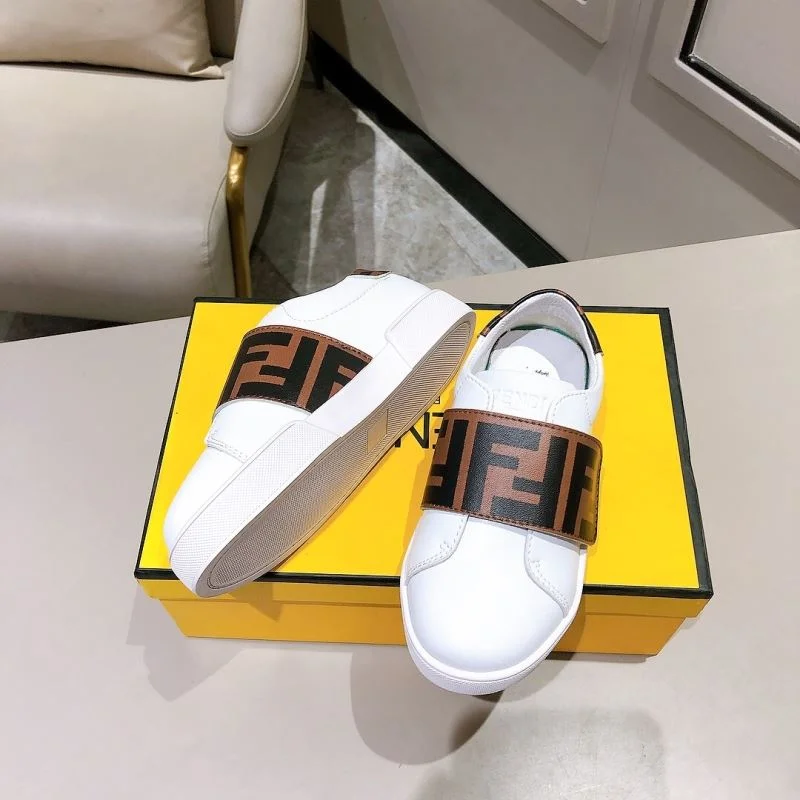 Contemporary FENDI SHOES 30222