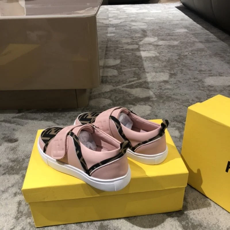 Colorful FENDI SHOES 30215