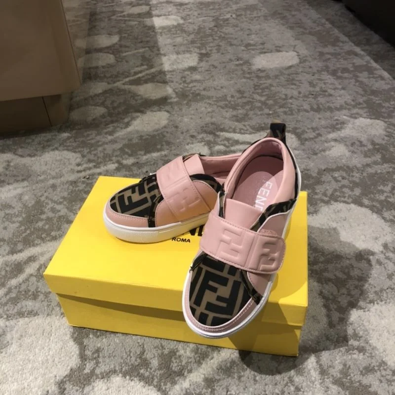 Colorful FENDI SHOES 30215