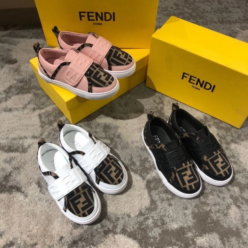 Colorful FENDI SHOES 30215