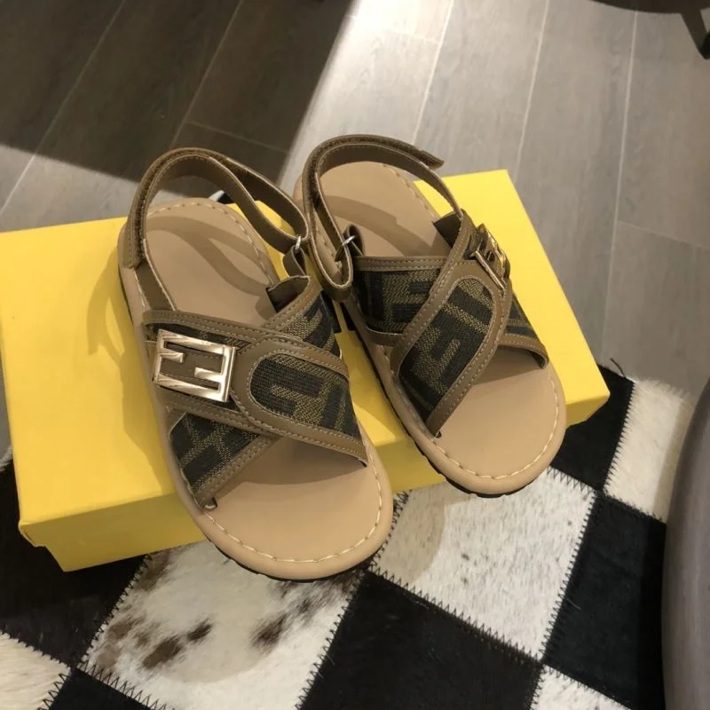 Trendy FENDI SHOES 30208