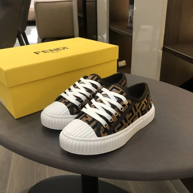 FENDI SHOES Bold 30210