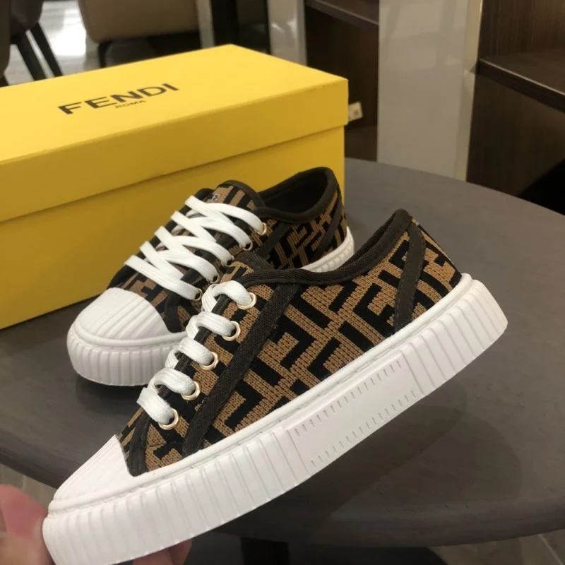 FENDI SHOES Bold 30210