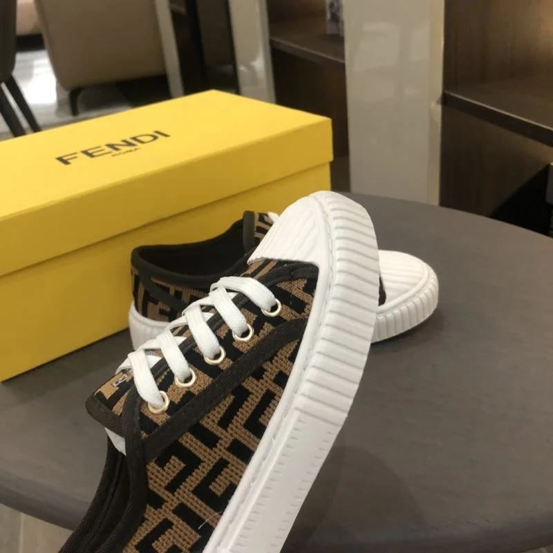 FENDI SHOES Bold 30210