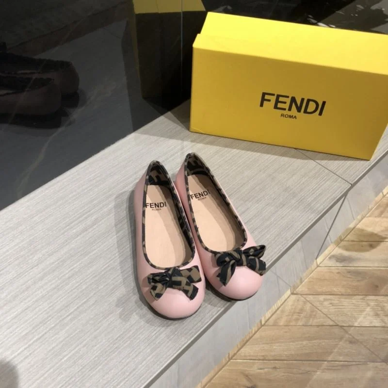 FENDI SHOES Chic 30072