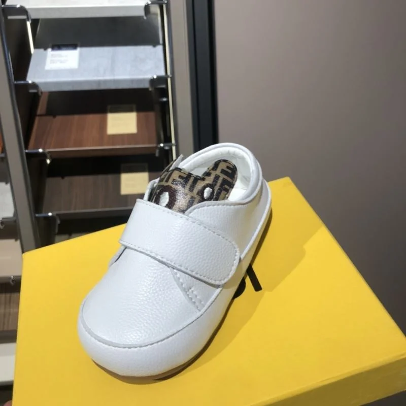 FENDI SHOES Flexible 29985