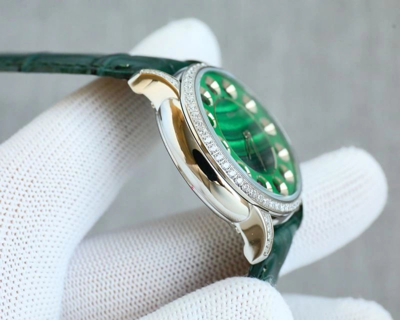 FENDI Watches Contemporary 182162