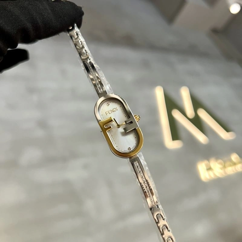 UrbanStyle FENDI Watches 182174