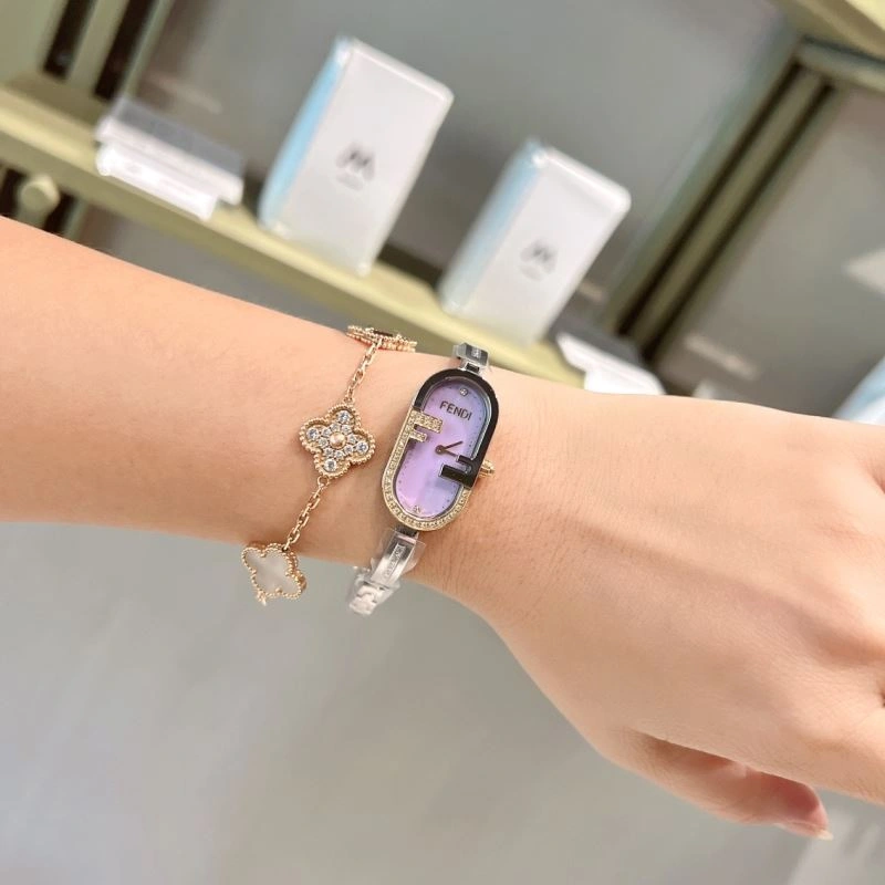 UrbanStyle FENDI Watches 182174
