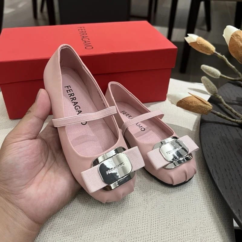 Flexible FERRAGAMO SHOES 29741