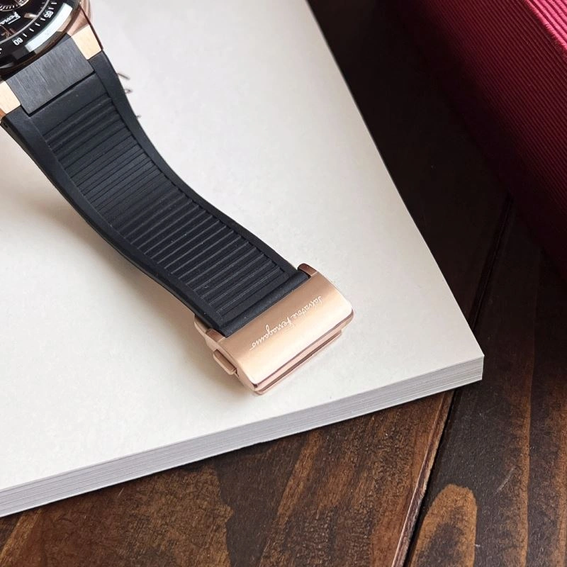 Attractive FERRAGAMO Watches 182368