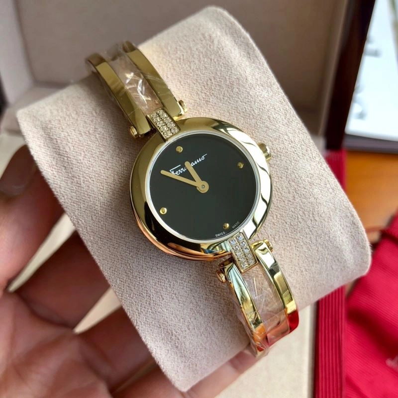 FERRAGAMO Watches TravelReady 182353