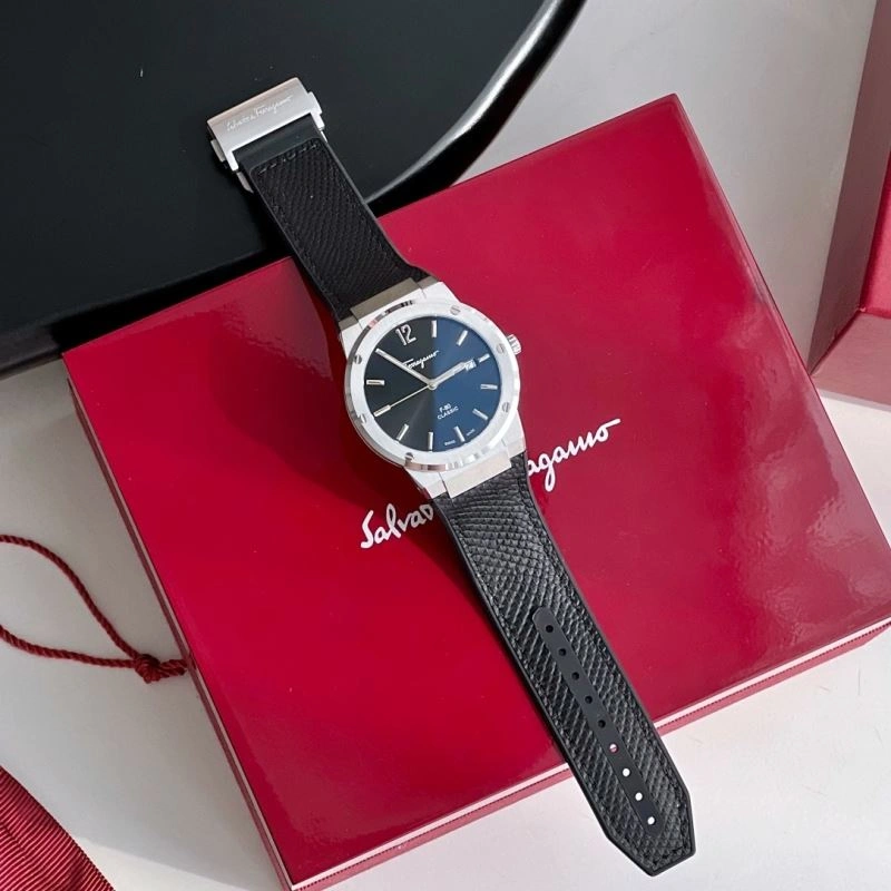 FERRAGAMO Watches Durable 182338