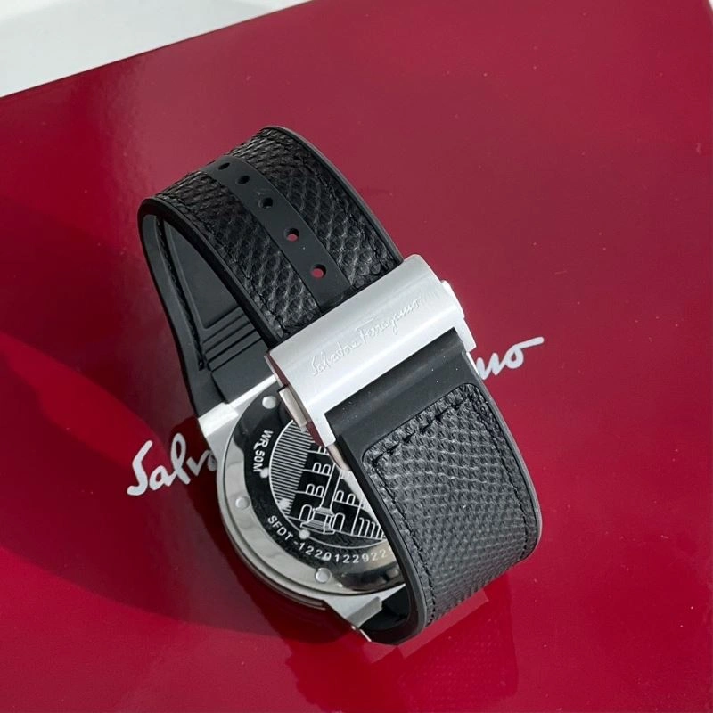 FERRAGAMO Watches Durable 182338