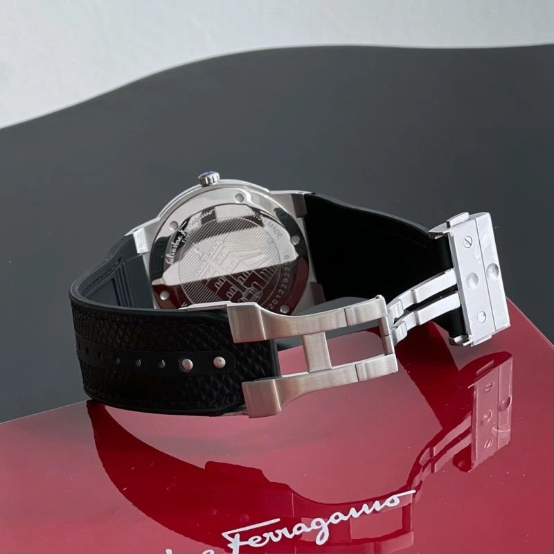 FERRAGAMO Watches Durable 182338