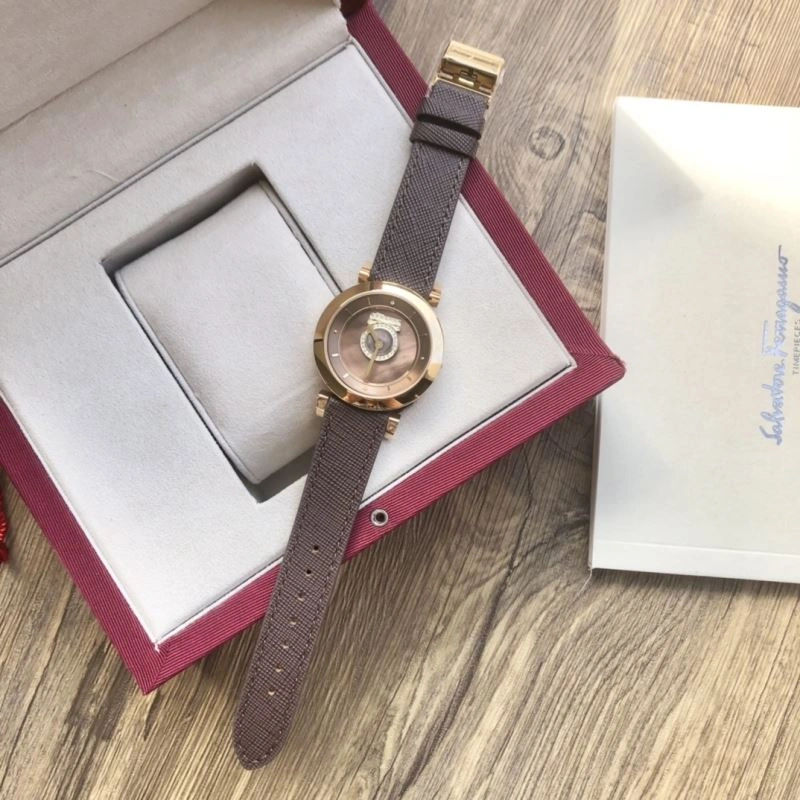 FERRAGAMO Watches AllSeason 182332