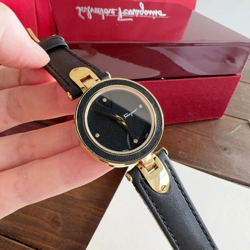 TimelessDesign FERRAGAMO Watches 182322