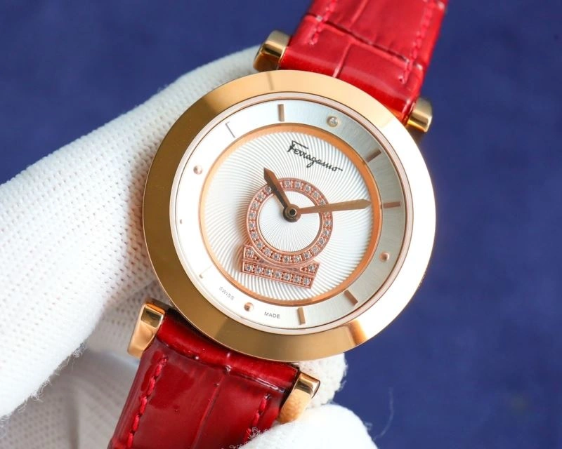 FERRAGAMO Watches Refined 182324