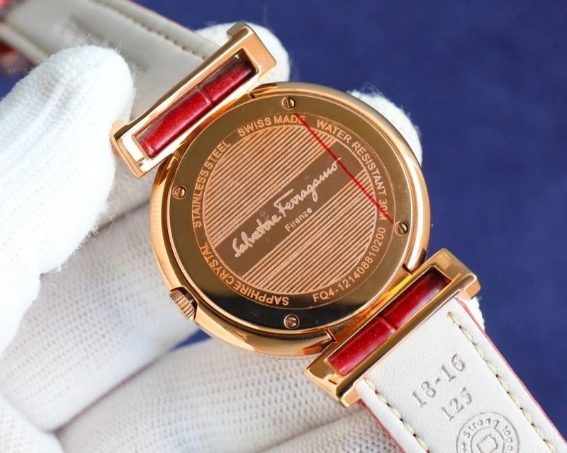 FERRAGAMO Watches Refined 182324