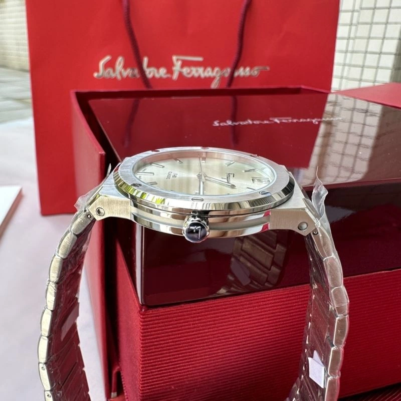 Casual FERRAGAMO Watches 182319