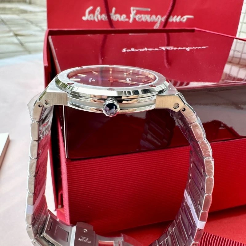 FERRAGAMO Watches Timeless 182335