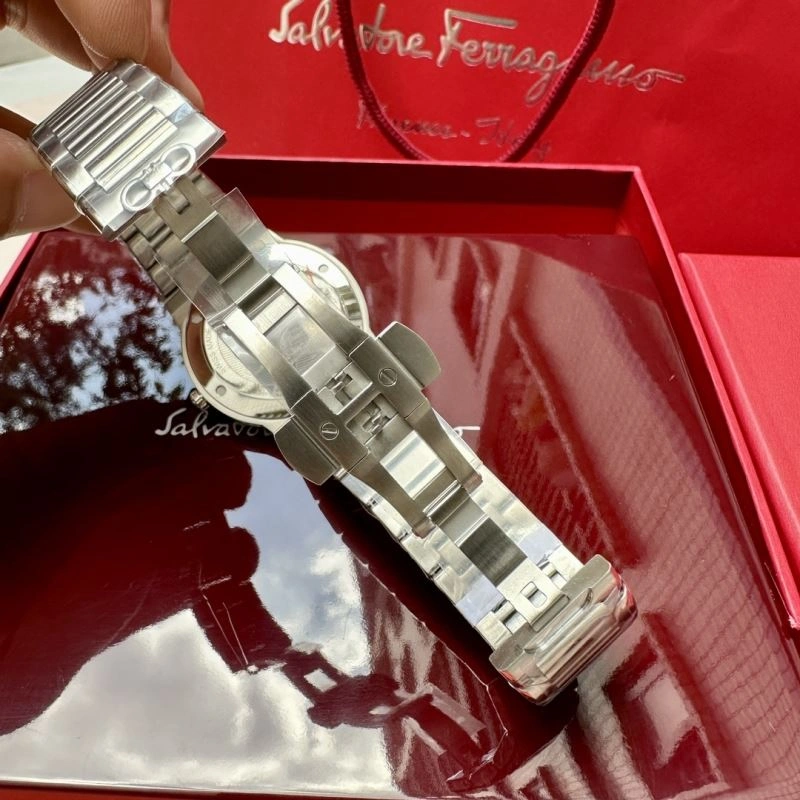 FERRAGAMO Watches Timeless 182335