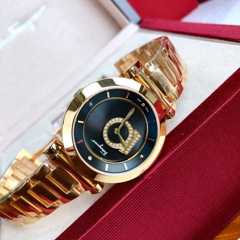 FERRAGAMO Watches TravelReady 182311