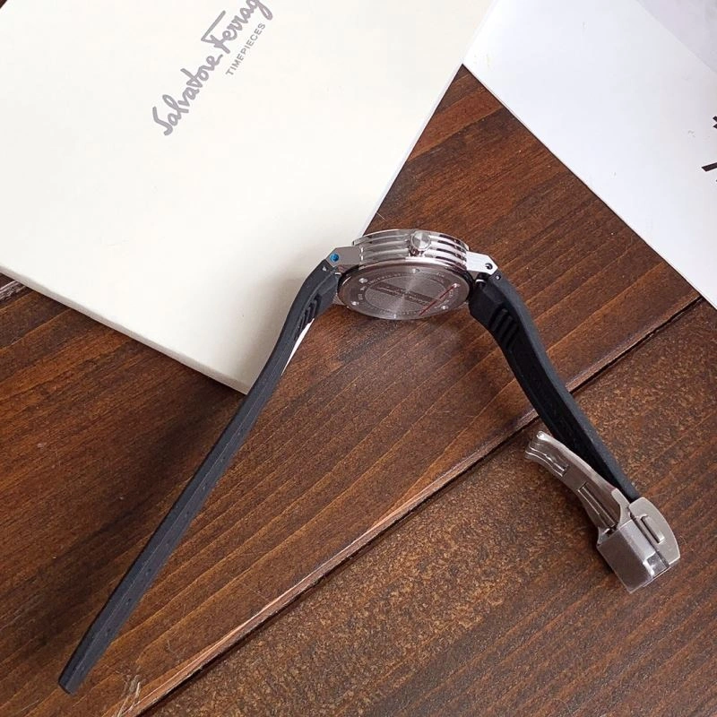 Original FERRAGAMO Watches 182309