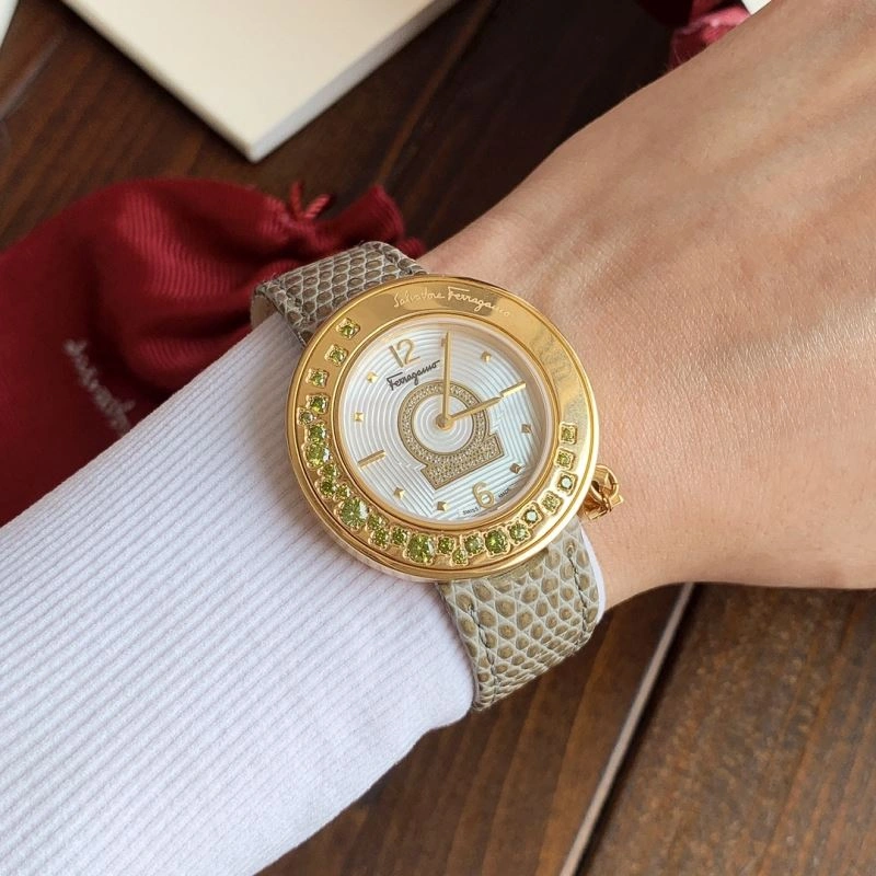 Youthful FERRAGAMO Watches 182306