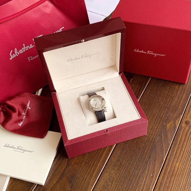 FERRAGAMO Watches ComfortFit 182303