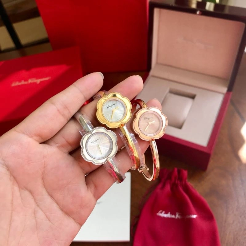 Cozy FERRAGAMO Watches 182302