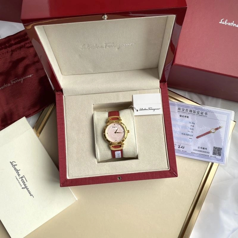 FERRAGAMO Watches Unisex 182296