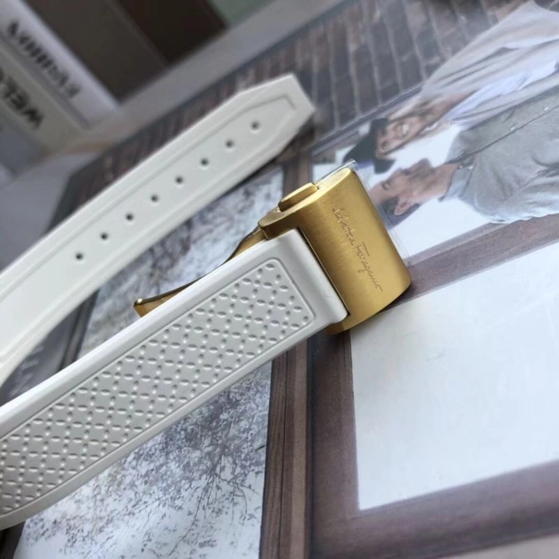Versatile FERRAGAMO Watches 182290