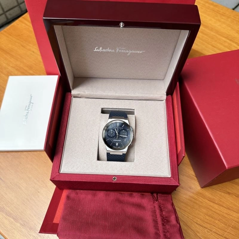 Attractive FERRAGAMO Watches 182284